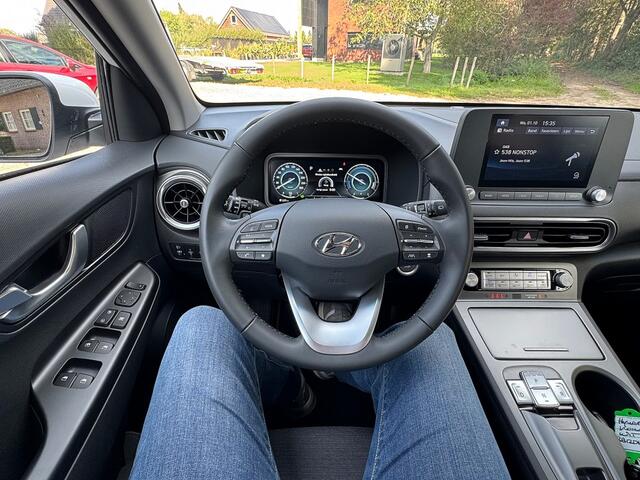Hyundai Kona EV Comfort 39 kWh fase 3 ecc,lmv,navi,cruise,warmtepomp