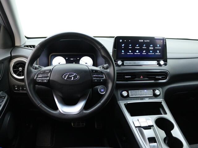 Hyundai Kona EV Fashion 64 kWh | Navigatie | Achteruitrijcamera |