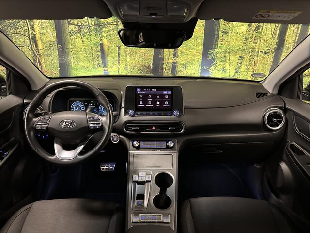 Hyundai Kona EV Comfort Smart 39 kWh | Parkeersensoren | Cruise Control | Achteruitrijcamera | Apple Carplay | Android Auto | Stoel/Stuurverwarming | Keyless | DAB | Airconditioning