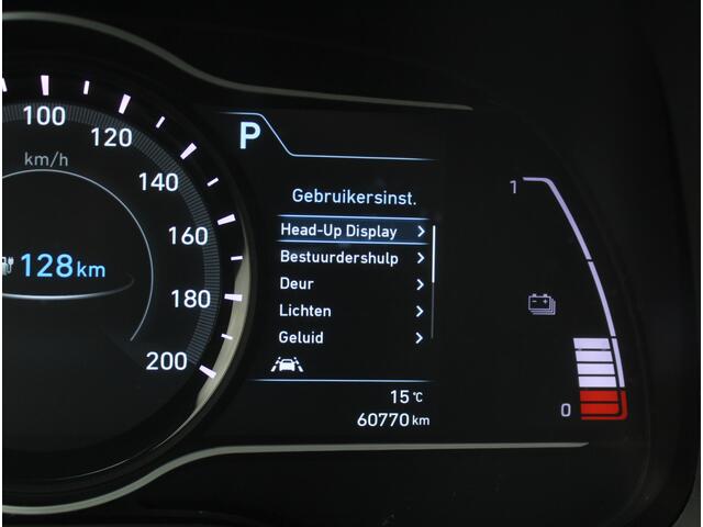 Hyundai Kona EV Premium 64 kWh CARPLAY | 3 FASE | CAMERA | DAB | LED | STOELVERW/VENT | LMV | ADAPCRUISE | LEER | HEAD-UP
