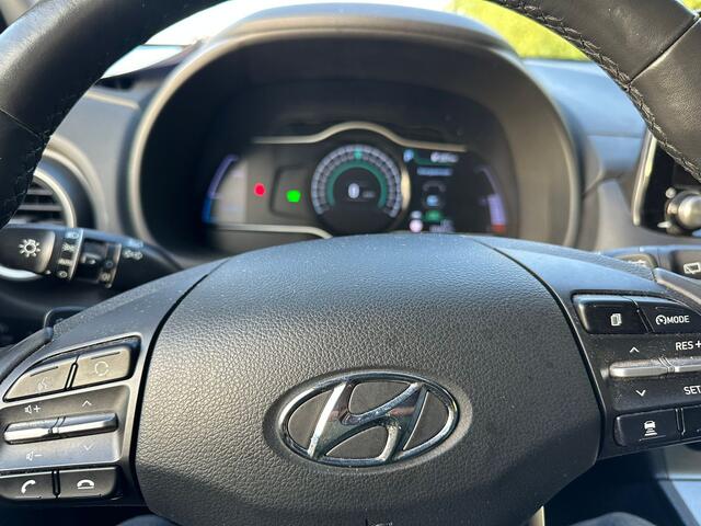 Hyundai Kona EV Premium 64 kWh 3 fase | Leder | Two Tone Black | Climate | occasion