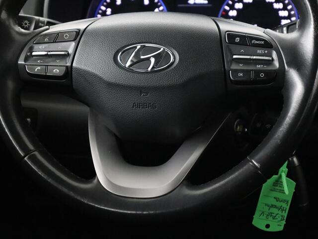 Hyundai Kona 1.0T Comfort | Camera | Carplay | Navigatie | Cruise control | Climate control | Parkeerhulp | DAB | 16'' lichtmetalen velgen