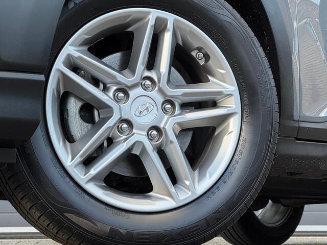 Hyundai Kona 1.0 T-GDI COMFORT/NAVI/KRELL-AUDIO/TREKHAAK/CARPLAY/NL-AUTO/25.000km!