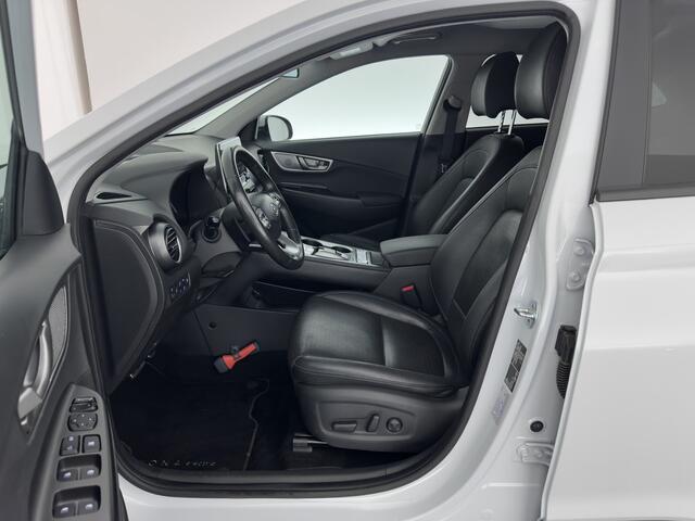 Hyundai Kona EV Premium 64 kWh {SOH-100%} [ 3-Fase ] (INCL.BTW) *LEATHER | KRELL-AUDIO | HEAD-UP | FULL-LED | NAVI-FULLMAP | DAB | ADAPT.CRUISE | KEYLESS | CAMERA | BLIND-SPOT | LANE-ASSIST | DIGI-COCKPIT | COMFORT-SEATS | TOWBAR | 17''ALU*