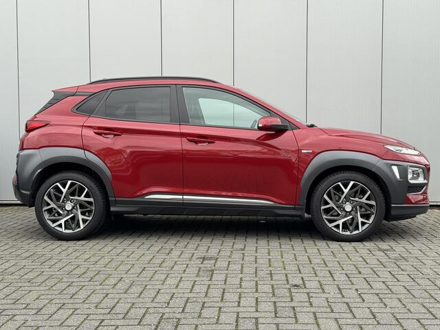 Hyundai Kona 1.6 GDI HEV Premium Eerste eigenaar / Dealeronderhouden/ Leder / Elek. Bedienbare Voorstoelen / Stoel- & Stuurverwarming voor + achter / Stoelverkoeling / KRELL Audio / NL Auto / 1.300 KG Trekgewicht / Led Verlichting /