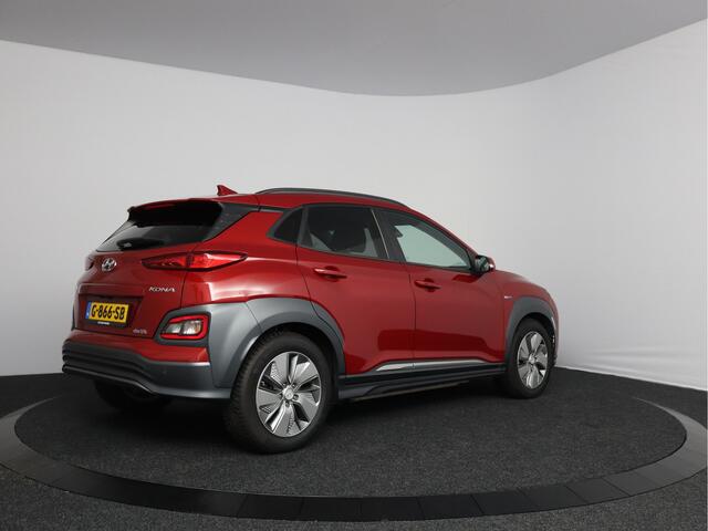 Hyundai Kona EV Comfort 64 kWh 1/2 Leder | Head-up Display