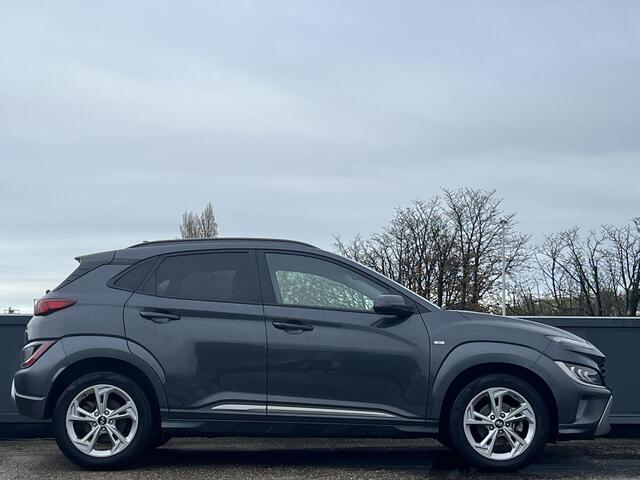 Hyundai Kona 1.0 T-GDI 120PK Comfort+ | 17'' Lichtmetalen velgen | Achteruitrijcamera | Apple Carplay & Android Auto | Keyless entry & keyless start | PDC voor & achter |