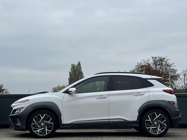 Hyundai Kona 1.6 GDI HEV X Line Automaat | Apple Carplay & Android Auto | Camera | Cruisecontrol | Lichtmetalen velgen 18'' |
