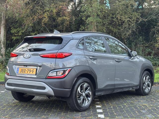 Hyundai Kona 1.6 GDI HEV Automaat Comfort Smart | Lage kmstand | Achteruitrijcamera & sensoren | Draadloze Apple Carplay/Android Auto | lichtmetalen velgen 16" |