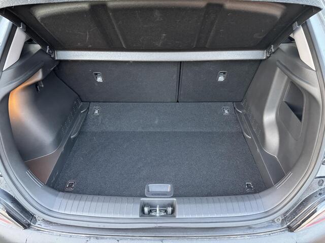 Hyundai Kona 1.6 GDI HEV Automaat Comfort Smart | Lage kmstand | Achteruitrijcamera & sensoren | Draadloze Apple Carplay/Android Auto | lichtmetalen velgen 16" |