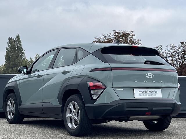 Hyundai Kona 1.6 GDI HEV Comfort | Achteruitrijcamera | Keyless entry | Navigatiesysteem | Parkeersensoren voor en achter | Fabrieksgarantie 02-2029 |