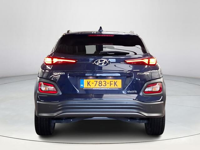 Hyundai Kona EV Fashion 64 kWh | Apple Carplay/Android Auto | Head-up display | Lichtmetalen velgen | Climate control | Achteruitrijcamera |
