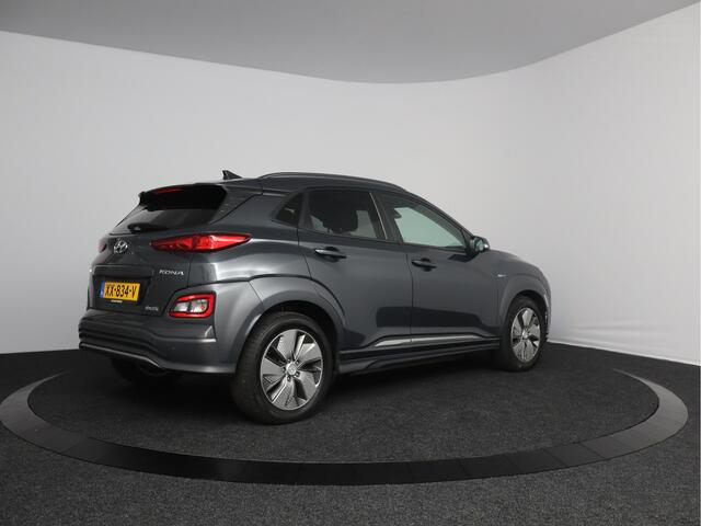 Hyundai Kona EV Premium 64 kWh | Panorama dak |