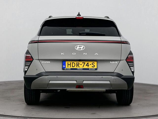 Hyundai Kona 1.6 GDI HEV Comfort Smart | Stoel en stuurwiel verwarming | Parkeer sensoren voor en achter | Navigatie en Apple Carplay Android Auto |
