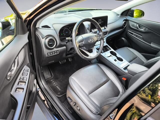 Hyundai Kona EV Premium 64 kWh 3-Fase 1e-Eig. & Dealer-Onderh. BOVAG-Garantie. NL-Auto..