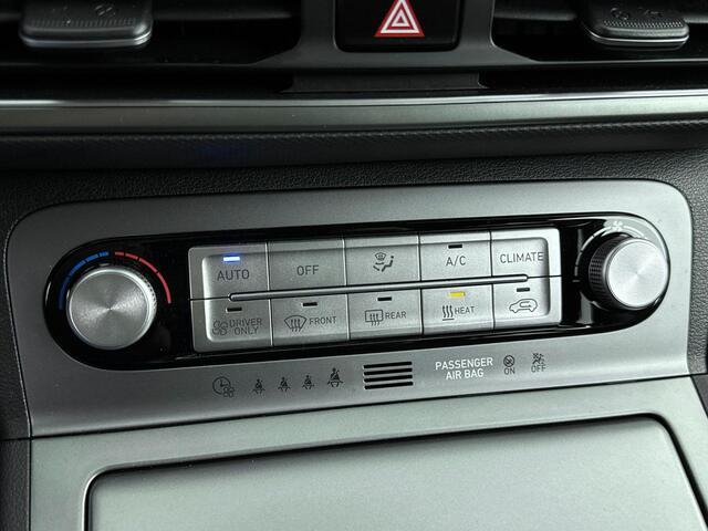 Hyundai Kona EV Fashion 64 kWh | Black line | Stoel verwarming| Navigatie | Apple Carplay Android Auto | Soh 97,2% |