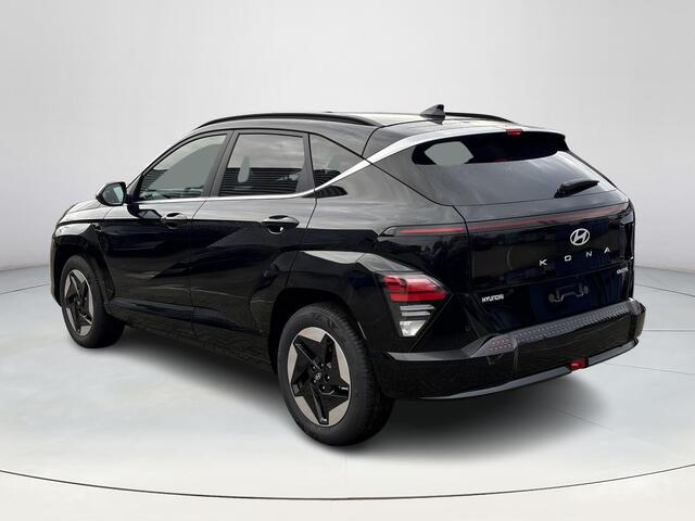 Hyundai Kona Electric Comfort Smart 64.8 kWh Apple Carplay / Android Auto | Adaptieve Cruise Control | Stoel / Stuurverwarming | Camera | LED-Verlichting | Uit Voorraad Leverbaar | Warmte Pomp |