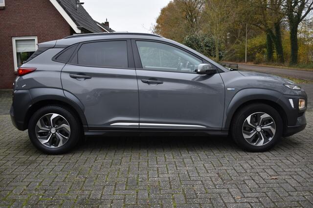 Hyundai Kona 1.6 GDI HEV Fashion NAVI CAMERA CARPLAY PDC CLIMA