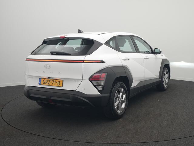 Hyundai Kona 1.6 GDI HEV Comfort - RIJKLAARPRIJS - All Seasonbanden - Achteruitrijcamera - Adaptive Cruise Control - Apple Carplay - Android Auto - Dealeronderhouden