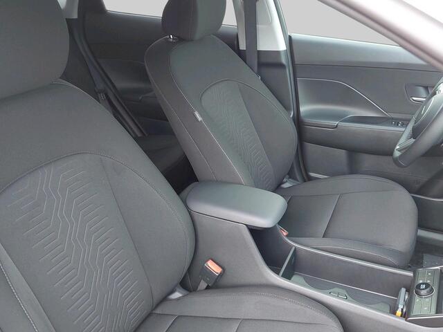 Hyundai Kona 1.6 GDI HEV Comfort Smart VAN: ¤38.990 VOOR: ¤34.990