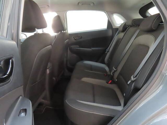 Hyundai Kona 1.6 GDI HEV Comfort 1e-Eig. & Dealer-Onderh. BOVAG-Garantie. NL-Auto.