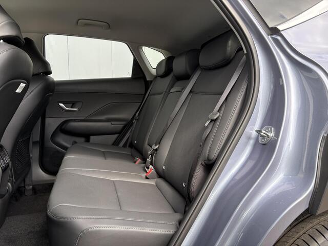 Hyundai Kona 1.6 GDI HEV Premium / ¤ 3.000,- Voordeel Op Nieuwprijs / Rijklaarprijs / Direct Leverbaar /Modeljaar 2026 / Navigatie / 18" LMV / Adaptieve Cruise Control / Parkeersensoren voor en achter / Stoelverkoeling / Stuurverwarming /