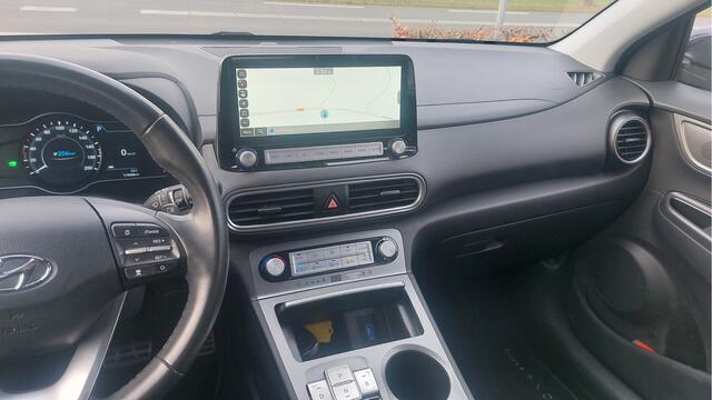 Hyundai Kona EV Comfort 64 kWh CLIMA/NAVI BJ 2020