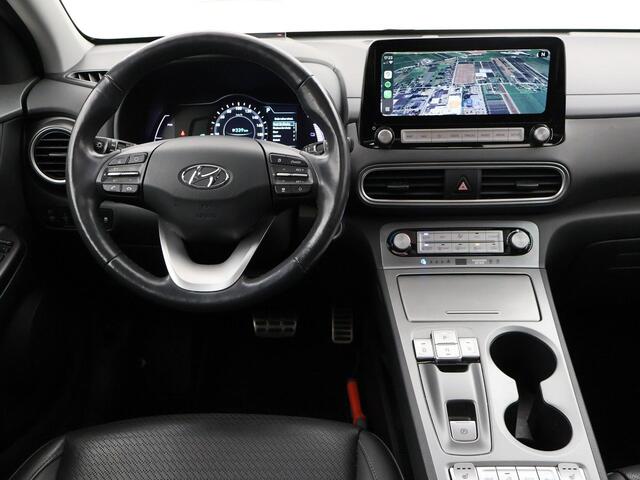 Hyundai Kona EV 64 kWh PREMIUM SKY + SCHUIFDAK | LEDER | STOELVENTILATIE | HEAD-UP | ADAPTIVE CRUISE | STUURVERW.