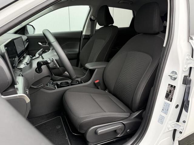 Hyundai Kona Electric Comfort Smart 65.4 kWh / 4000 Voordeel / 19 Inch / Stoel- & Stuurverwarming / Achteruitrijcamera / V2L /