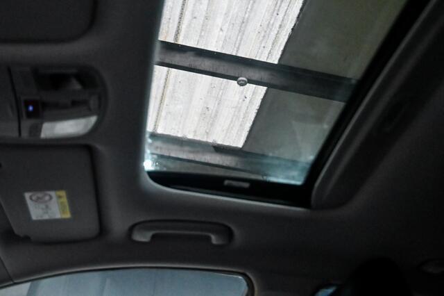 Hyundai Kona 64 kWH | PREMIUM SKY | PANO | WARMTEPOMP | STOELVERWARMING | STU