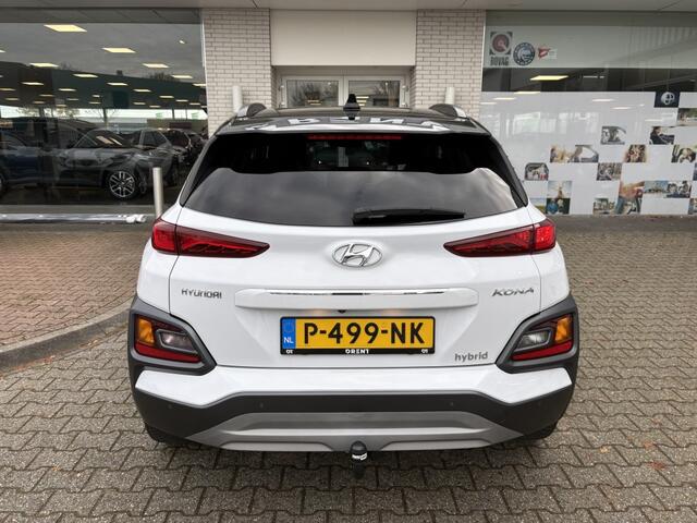Hyundai Kona 1.6 GDI HEV Premium | Stuur + Stoelverwarming | Trekhaak |