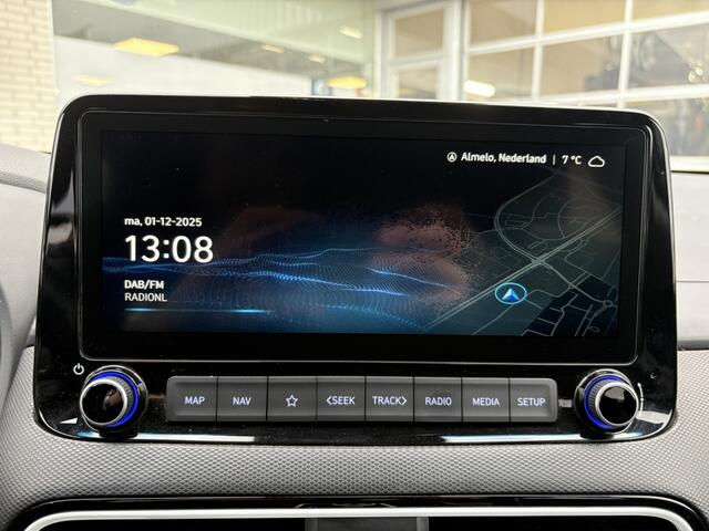 Hyundai Kona 1.6 GDI HEV Premium | Stuur + Stoelverwarming | Trekhaak |