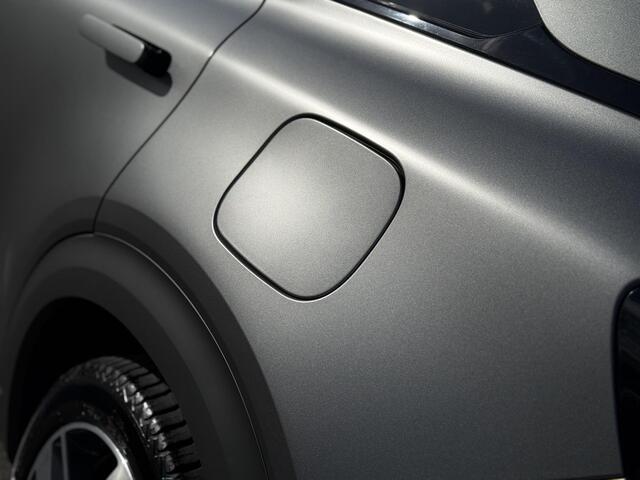 Hyundai NEXO FCEV Plus Pack / Waterstof / Wit Leder / Stoelverkoeling / Stoelverwarming Voor + Achter / 360 Camera / Schuif- & Kanteldak / All Season / NL Auto / Titanium Grey Mat /