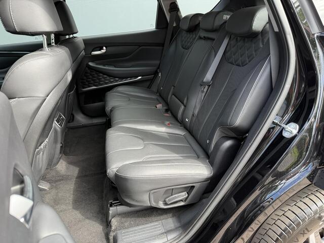 Hyundai SANTA FE 1.6 T-GDI PHEV Comfort Smart Automaat / 7 persoons / Plug-in / Stoelverwarming / Trekgewicht 1350 Kg / Adaptief cruise control / Elektrische Stoelen / Krell Premium Audio / Apple Carplay Android Auto /