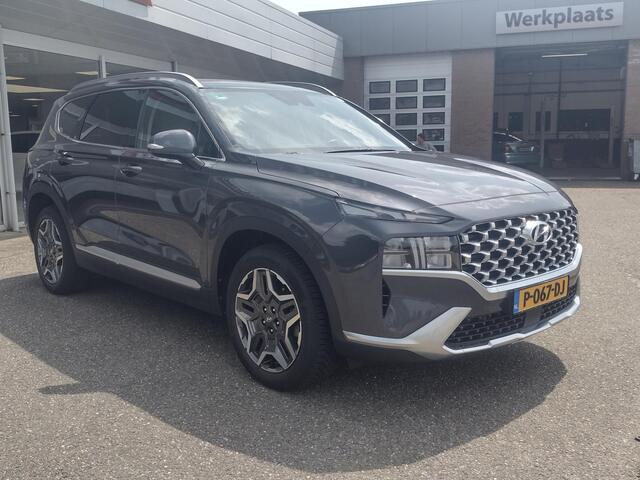 Hyundai SANTA FE 1.6 T-GDI PHEV Comfort Smart Sky 7p. Automaat, 7 persoons Staat in Hardenberg