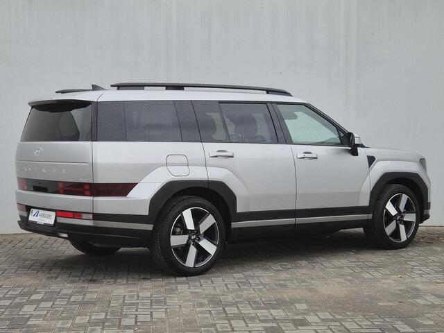 Hyundai SANTA FE 1.6 T-GDI PHEV Comfort Smart 4WD 7p. Automaat / 7 Persoons / Adaptief CC / Apple Carplay Android Auto / Stuur- en Stoelverwarming / Achteruitrijcamera / Elektrische achterklep / Keyless Entry/Start /