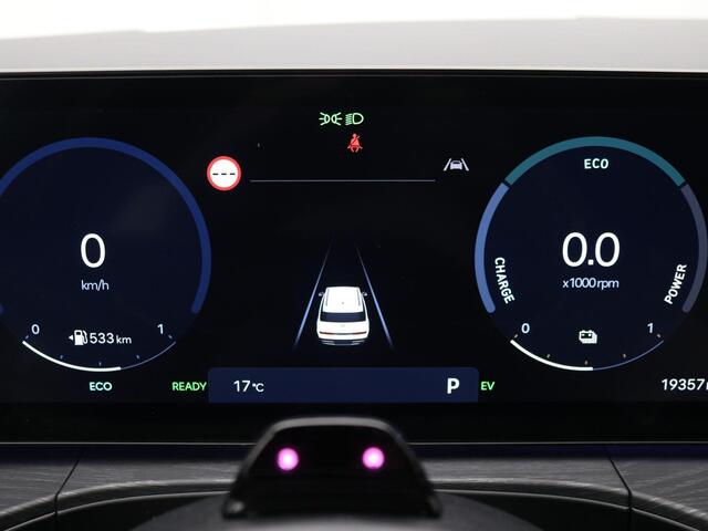 Hyundai SANTA FE 1.6 T-GDI HEV Premium 7-Persoons / Trekhaak Afneembaar / Leder / Stoelverkoeling & Verwarming / 360 Camera / Adaptive Cruise Control / HUD Display / NL Auto / Full Option