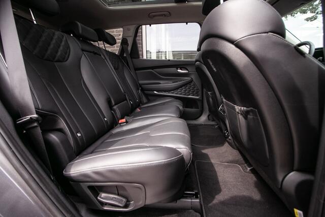 Hyundai SANTA FE 1.6 T-GDI PHEV Premium Schuif/-kanteldak | Ad. Cruise | Leer | Stoelverw.+vent. | Complete auto