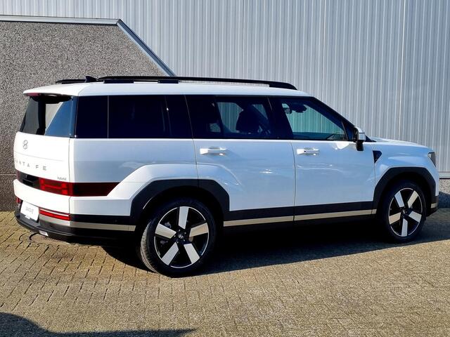 Hyundai SANTA FE 1.6 T-GDI HEV Premium 7p. / ¤7500,- Inruilvoordeel In Prijs Verrekend / Rijklaarprijs / Direct Leverbaar /