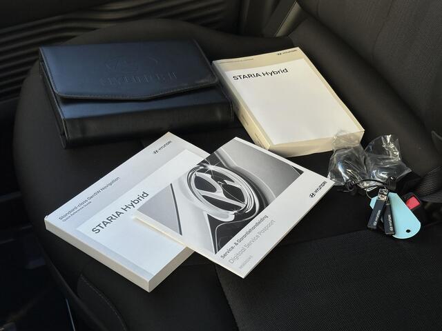 Hyundai Staria 1.6 T-GDI HEV / 30% Korting / Navigatie / Climate Control / Zijwind Assistent / DAB Radio / Achteruitrijcamera /