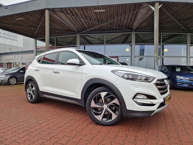 Hyundai TUCSON 2.0 CRDI Bedrijfswagen 6 MND BOVAG GAR. | TREKHAAK | NAVI | CAMERA | LEER | STOEL KOELING + VERW.
