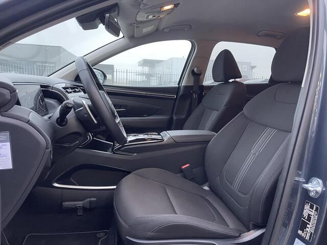 Hyundai TUCSON 1.6 T-GDI PHEV Comfort Smart 4WD | Navigatie | Camera | Apple Carplay/Android Auto | Stuur- + Stoelverwarming | Elek. Achterklep | Rijklaarprijs!