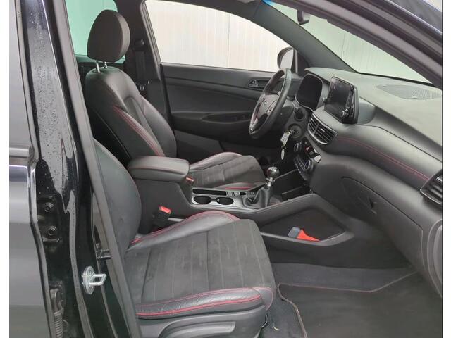 Hyundai TUCSON 1.6 CRDi mild-hybride 136PK / 48V N-Line / Trekhaak / Navigatie / Pdc.+Camera / 1/2Leder / Airco-ecc./ Stoelverwarming /