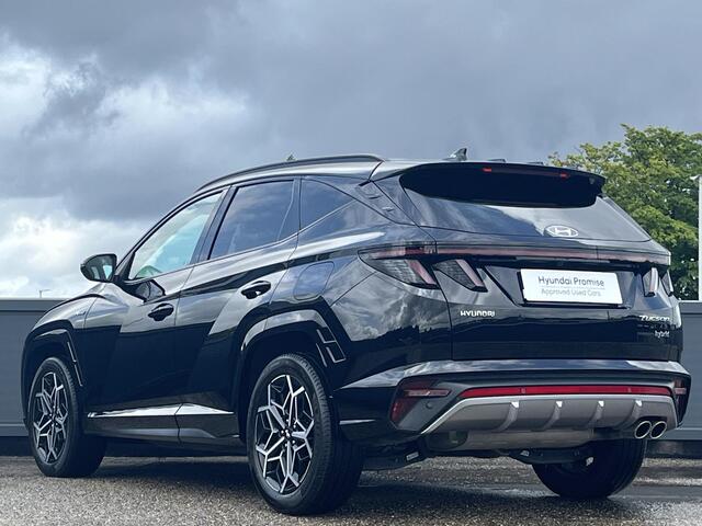 Hyundai TUCSON 1.6 T-GDI HEV 230 PK N Line | 1650 kg trekvermogen | Geïntegreerde navigatiesysteem | Stoelverwarming | Android Auto & Apple Carplay | 19'' Lichtmetalen velgen |