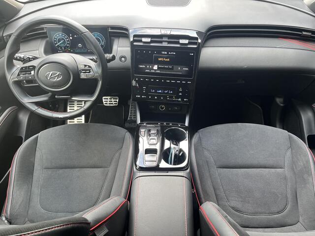 Hyundai TUCSON 1.6 T-GDI HEV 230 PK N Line | 1650 kg trekvermogen | Geïntegreerde navigatiesysteem | Stoelverwarming | Android Auto & Apple Carplay | 19'' Lichtmetalen velgen |