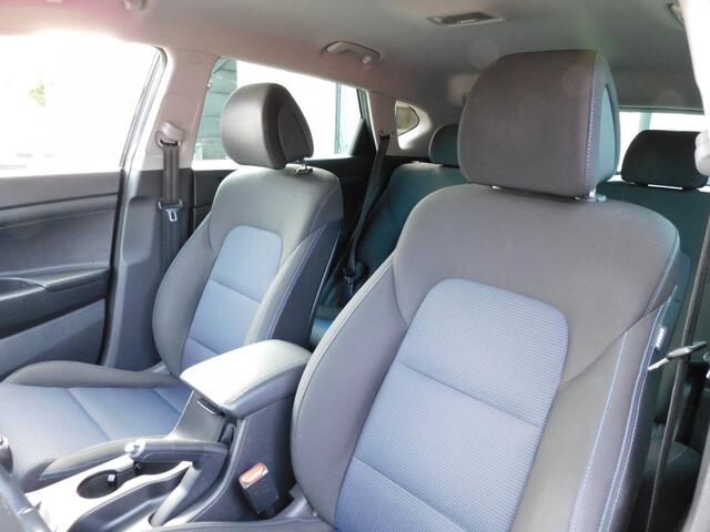 Hyundai TUCSON 1.6 GDi Comfort 1e EIGENAAR! DEALER ONDERHOUDEN! STOELVERWARMING! FULLMAP NAVI! CLIMA!