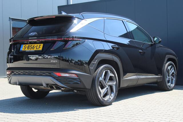 Hyundai TUCSON 1.6 T-GDI PHEV Comfort Smart 4WD | Incl 12 maanden garantie | Cruise control | Climate control | Schakelmogelijkheid aan het stuurwiel | Apple Carplay/Android Auto | DAB | Lichtmetalen velgen | Bluetooth | Voorstoelen verwarmd | Verwarmd Stuurwiel | Volle