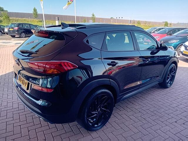 Hyundai TUCSON 1.6 T-GDI N-Line Automaat, Aico(automatisch), Panorama schuifdak, Carplay/Android auto, Cruise control adaptief, Dode hoek detector, Rijbaandetector, Elektronische achterklep, Keyless, Stuurwiel verwarmd, Stoelverwarming, etc,etc, Zeer mooie auto, Dealer 