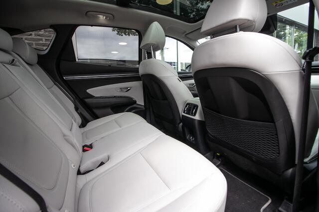 Hyundai TUCSON 1.6 T-GDI PHEV Premium Sky 4WD All-in rijklrprs | pano-schuif- k dak | Stoelvent. |