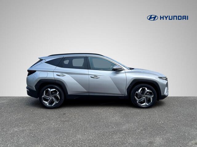 Hyundai TUCSON 1.6 T-GDI PHEV Premium 4WD | Vol-Leder | Digitaal Instrumentenpaneel | Adapt. Cruise Control | Apple Carplay/Android Auto | Stoelverwarming | Dodehoek Detectie | 360° Camera | Rijklaarprijs!